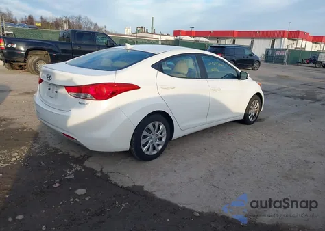 2012 Hyundai Elantra Gls z USA, uszkodzony, nr VIN 5NPDH4AE9CH071135